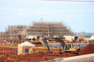 Obras para a construção da fábrica da Suzano (Foto: Governo MS)