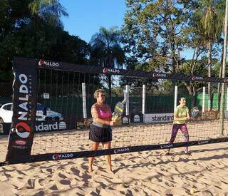 Quadra na Arena Naldo Beach Tennis, no bairro Vila Rica (Foto: Divulgação)