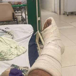 Motoboy com risco de amputação do pé aguarda vaga no HU há 30 horas
