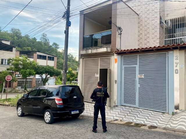 PF faz opera&ccedil;&atilde;o contra tr&aacute;fico de armas para &quot;novo canga&ccedil;o&quot; em MG