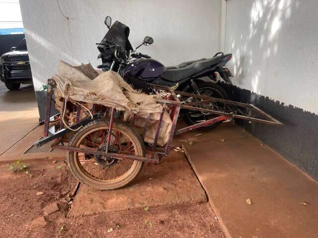 Pol&iacute;cia prende suspeito de assassinar homem a machadada 
