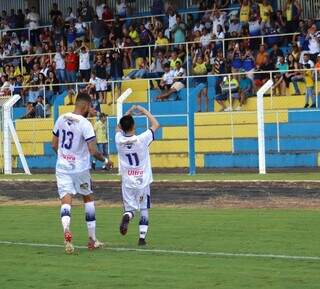 Jogadores e torcida do Costa Rica comemorando gol no Estádio Laertão (Foto: Divulgação/Costa Rica)