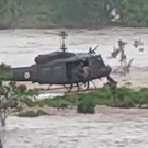 Rio Aquidabán transborda e desabrigados são resgatados por helicóptero