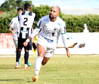 O jogador Luan Rodrigues, do Novo. (Foto: Juan Reol/Instagram)