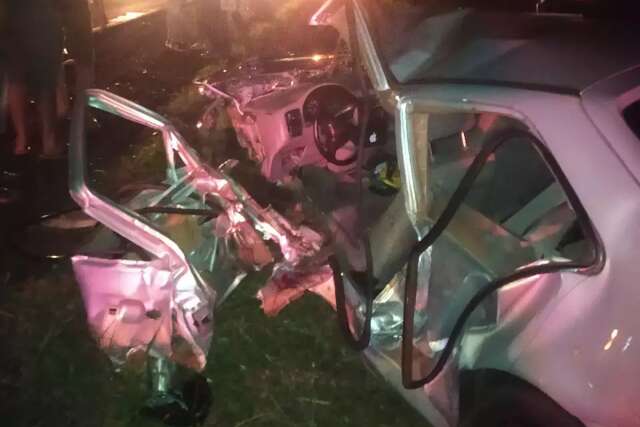 &Aacute;rbitro morre em colis&atilde;o frontal de carros na BR-376