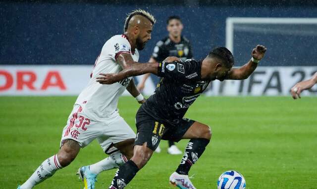 Flamengo sai atr&aacute;s do Del Valle na Recopa Sul-Americana