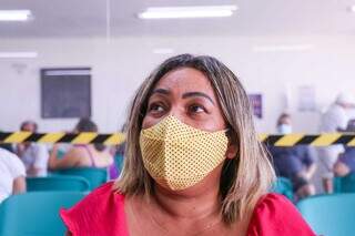 Tânia Maria de Souza, de 48 anos, no HCAA (Foto: Henrique Kawaminami)