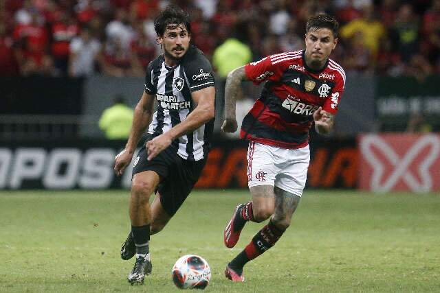 Com gol aos 25 segundos e time de reservas, Flamengo vence Botafogo