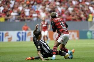 Lance do último confronto disputado entre Botafogo e Flamengo (Foto: Marcelo Cortes / Flamengo)