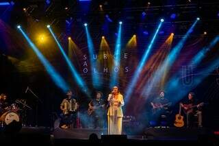 Maria Alice canta Paulo Simões, lançado pela editora 3 Sons, é o terceiro álbum solo da cantora. (Foto: Elis Regina)