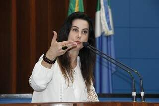 A deputada estadual Mara Caseiro, durante sessão na Assembleia Legislativa. (Foto: Arquivo/Campo Grande News)