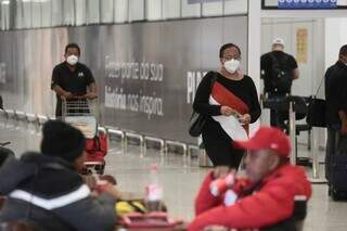 Anvisa desobrigou o uso de máscaras em aeroportos e voos. (Foto: Arquivo/ Marcos Maluf)
