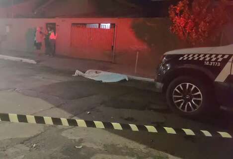 Homem morre esfaqueado ao cobrar d&iacute;vida 