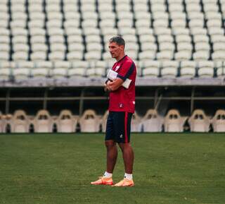 Técnico do Leão, o argentino Juan Pablo Vojvoda, durante treinamento. (Foto: Mateus Lotif)