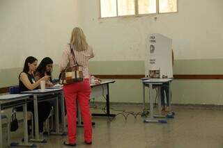 Eleitores votando no dia 30 de outubro do ano passado. (Foto: Arquivo/Kísie Ainoã)