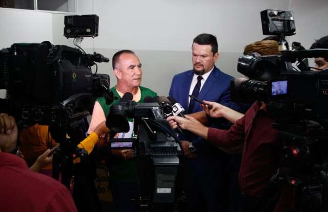 Sindicatos questionam aumento salarial de agentes pol&iacute;ticos em a&ccedil;&atilde;o direta
