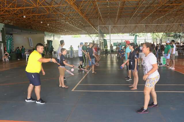 Festival Surdol&iacute;mpico re&uacute;ne mais de 100 participantes na Capital