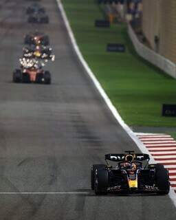 Atual bicampeão dominou o GP do Bahrein de ponta a ponta neste domingo. (Foto/RBR)