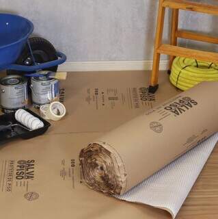 O Papelão é usado para cobrir o piso proporcionando assim proteção de danos nas superficies nos momentos de pintura ou obra