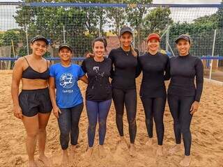 Equipe de vôlei de praia da Associação de Atletas do Banco do Brasil de Campo Grande. (Foto: Reprodução)