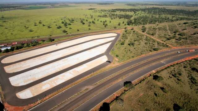 Comit&ecirc; vai estudar implanta&ccedil;&atilde;o de terminal intermodal de cargas