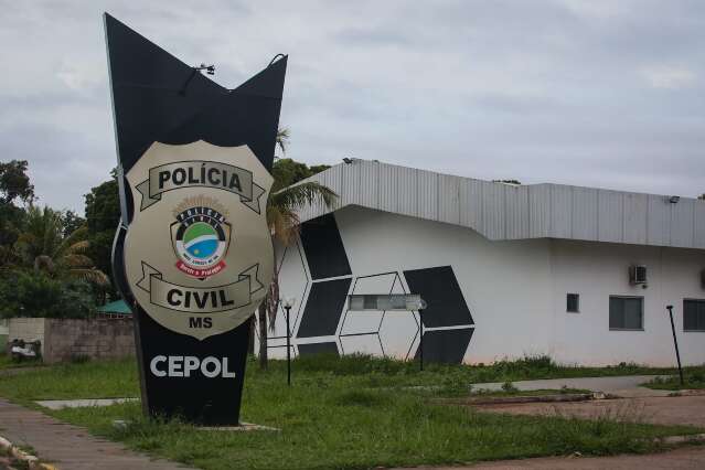 Preso &eacute; encontrado com coca&iacute;na, maconha e celular em cela da Gameleira 