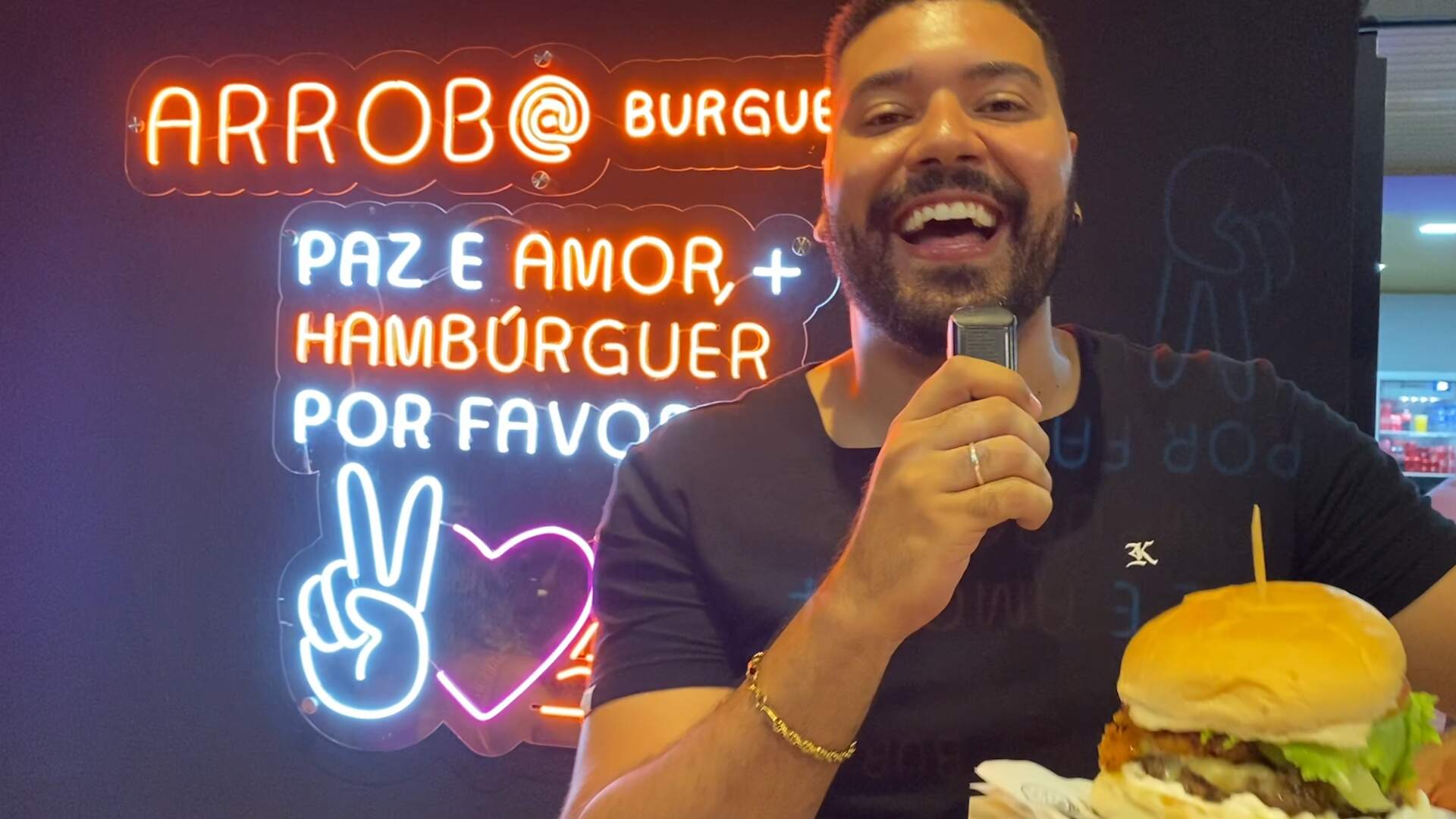Com lanche, porções e chope, Arroba Burger é o novo point da Brilhante