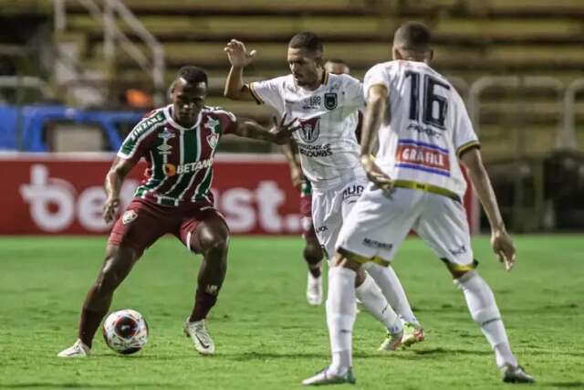 Volta Redonda recebe Fluminense na abertura das semifinais do Carioc&atilde;o