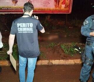 Homem &eacute; encontrado morto &agrave;s margens de BR e pode ter se afogado