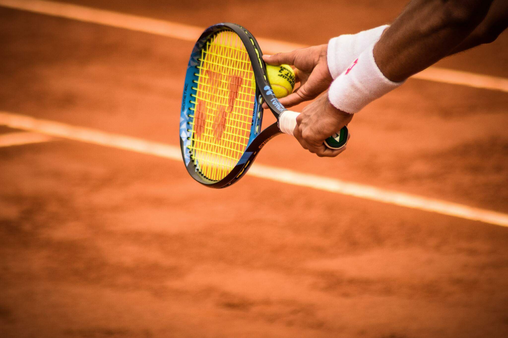 Estudo da ITF aponta que o tênis feminino recebe menos atenção que