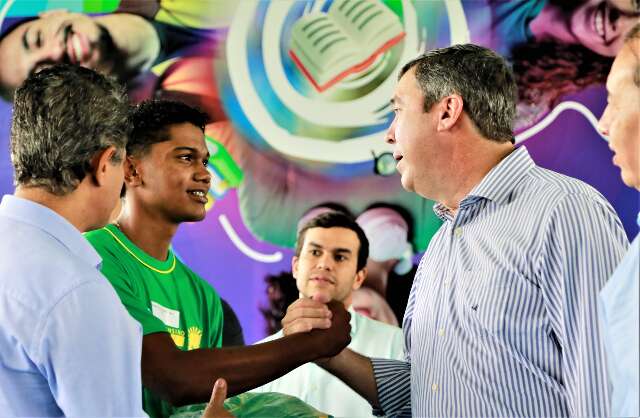 Com investimento de R$ 7,1 milh&otilde;es, escola estadual &eacute; reinaugurada na Capital