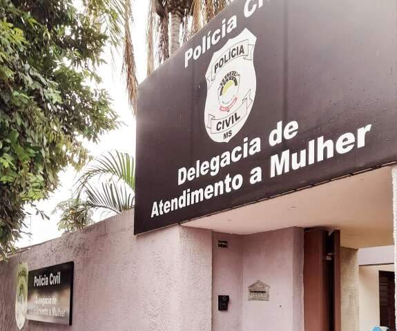 Professor suspeito de estuprar aluna de 11 anos dentro de escola &eacute; afastado