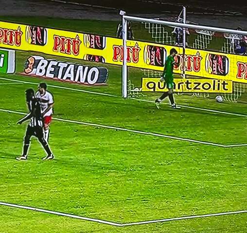 Humilhado em campo, Oper&aacute;rio perde por 5 a 0 para o CRB