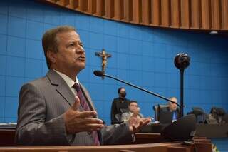 Amarildo Cruz durante sessão na Assembleia Legislativa. (Foto: Luciana Nassar)
