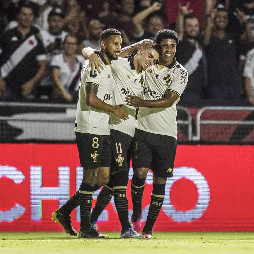 Em jogo de cinco gols, CSA vence o Corinthians-AL no Estádio Rei Pelé