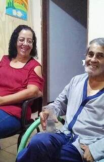 Josiane ao lado do amigo Rafael. que conhecia desde os 7 anos. (Foto: Arquivo pessoal)