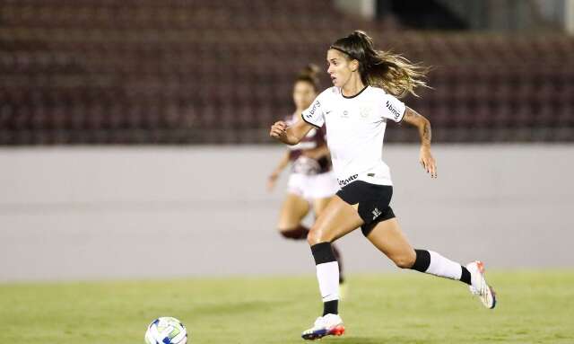 Corinthians bate Ferrovi&aacute;ria e assume lideran&ccedil;a do Brasileiro Feminino