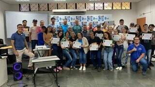 Turma de alunos que concluíram o curso. (Foto: Reprodução/Sejuv)