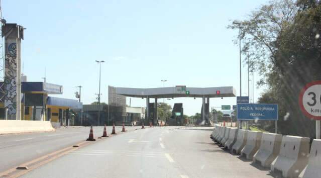 Ponte sobre o Rio Paraguai, na BR-262, est&aacute; parcialmente interditada 