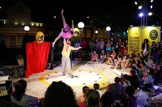 Peças teatrais e de circo feitos para todas as famílias (Fundação de Cultura de MS)