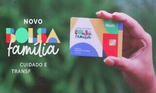 Novo cartão do Bolsa Família (Foto: Lula Marques/Agência Brasil)