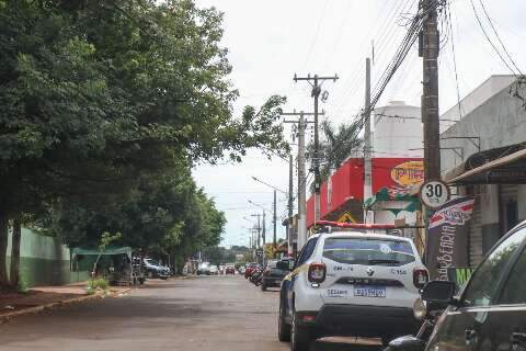 Após pânico diante de "arma" dentro de escola, moradores cobram mais segurança