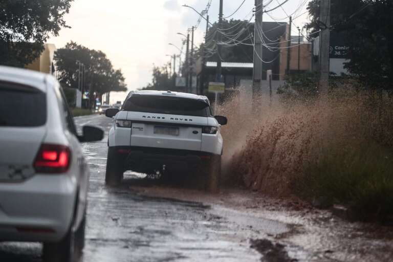 Domingo amanhece garoando e previsão é de chuva em todo Estado - Cidades -  Campo Grande News