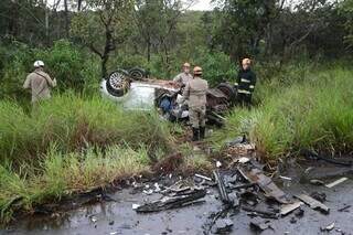 Durante chuva, motorista morre em acidente envolvendo tr&ecirc;s carros 