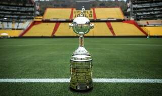 Taça da Copa Libertadores. (Foto: Staff Images/Conmebol)