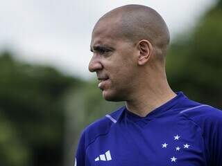 Partida contra o Bragantino marca a estreia do técnico Pepa pelo Cruzeiro (Foto: Gustavo Aleixo)