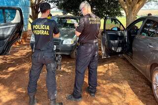 Policiais federais durante a operação nas cidades do MS (Foto: DIvulgação PF)