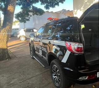Idoso foi preso por policiais civis em Eldorado. (Foto: Polícia Civil/Divulgação)