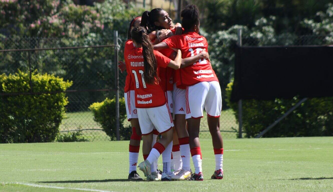 Grêmio e Internacional vencem na rodada do Brasileirão Feminino