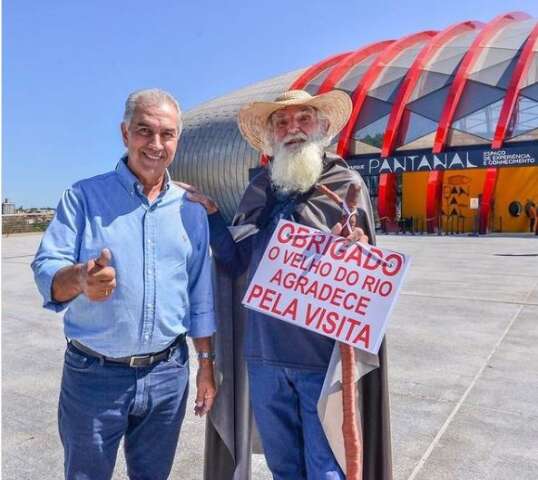 Ex-governador entra na onda do “Véio do Rio” genérico